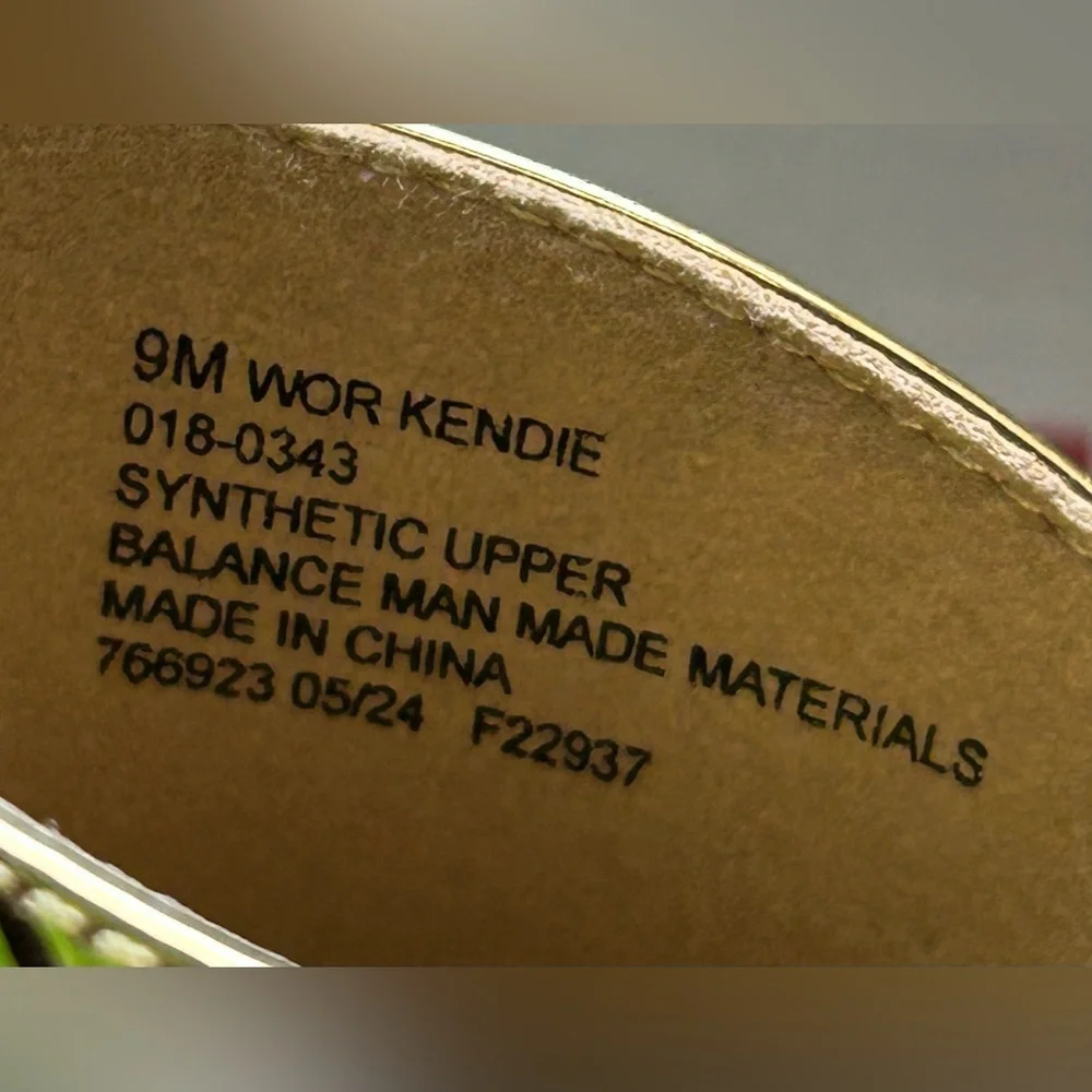 Worthington Kendie Metallic Gold Pointed Toe Flats | Size 9M | New with Tag